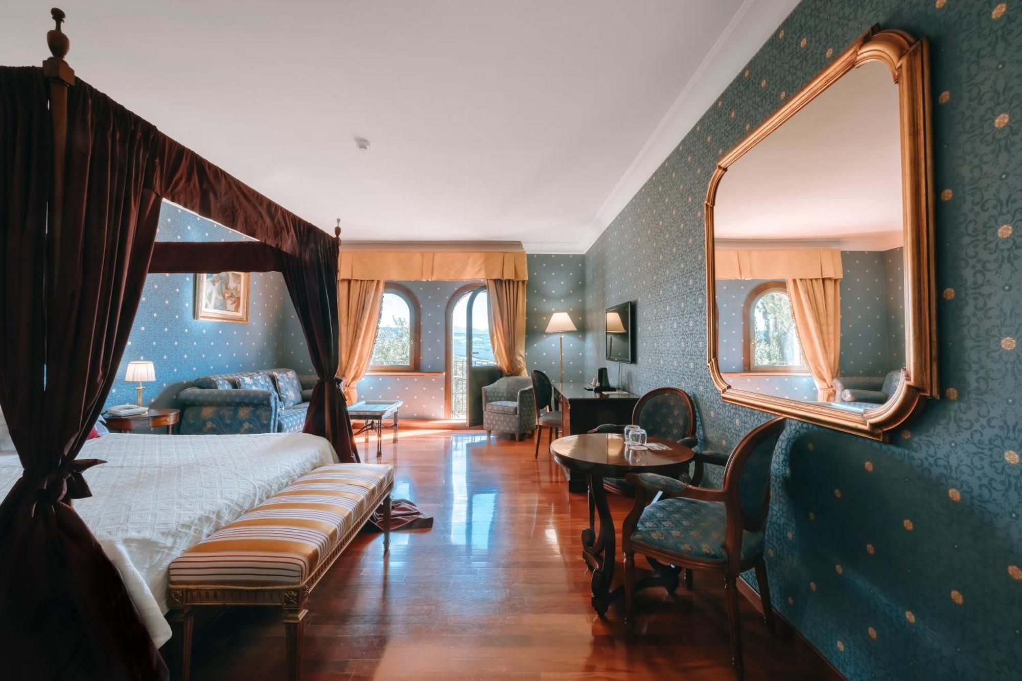 Hotel Bramante โตดี ภายนอก รูปภาพ